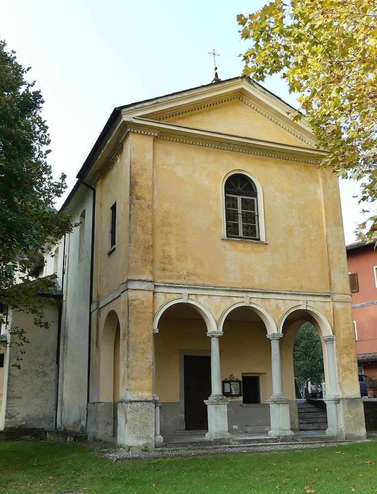 Argegno Chiesa Sant'Anna Church Argegno Chiesa Sant'Anna Church