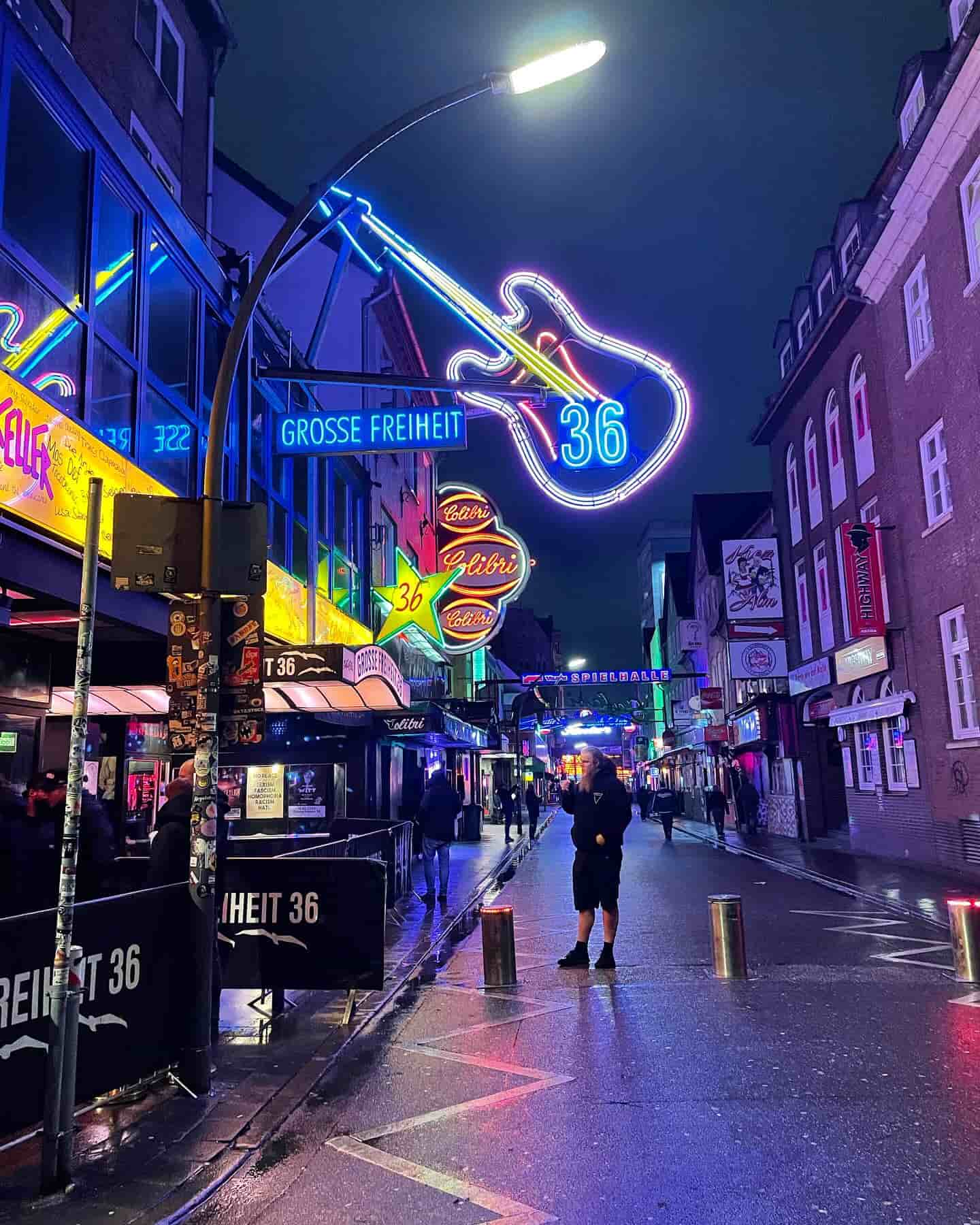 St. Pauli & Reeperbahn St. Pauli & Reeperbahn