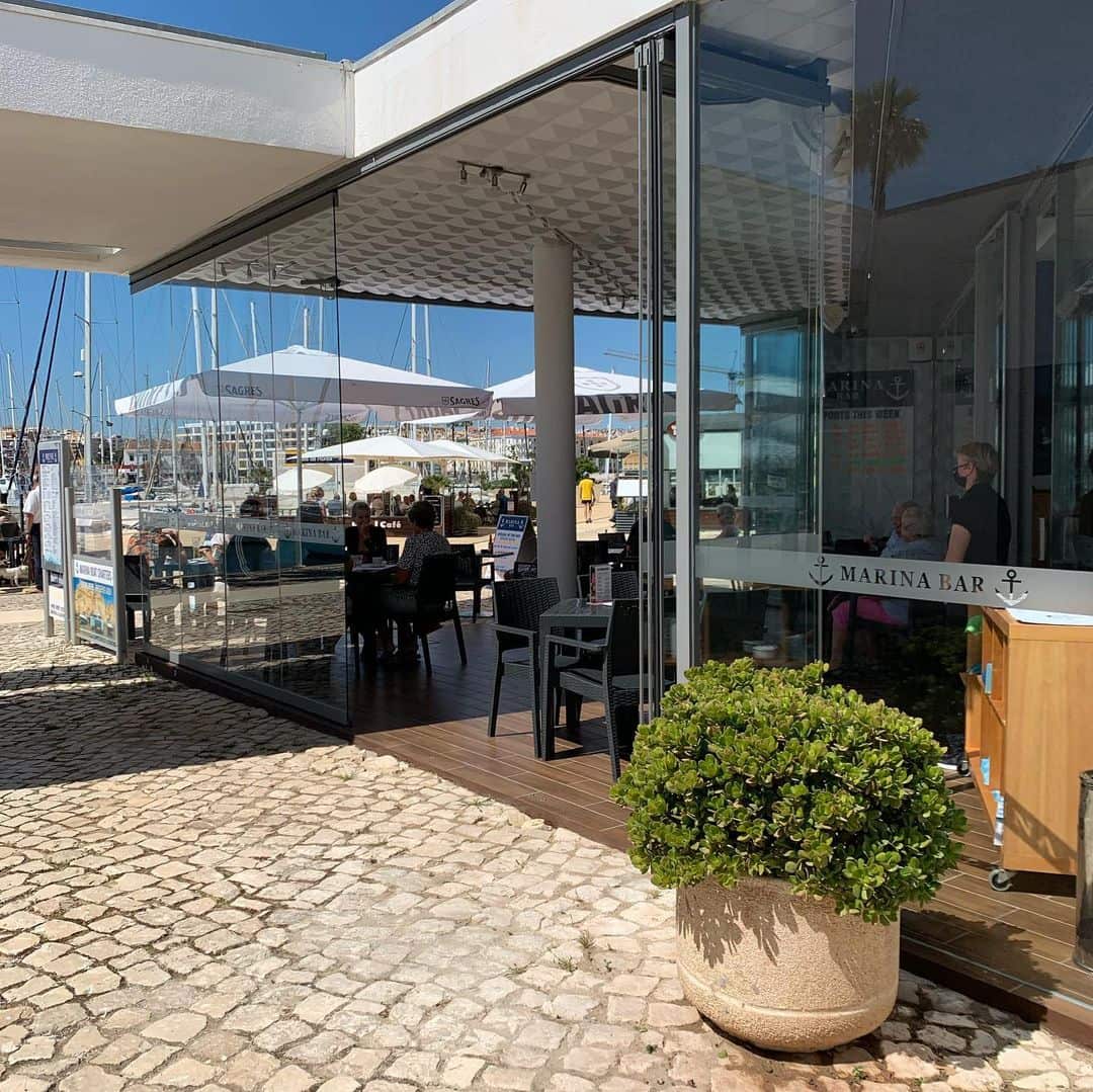 Marina Bar