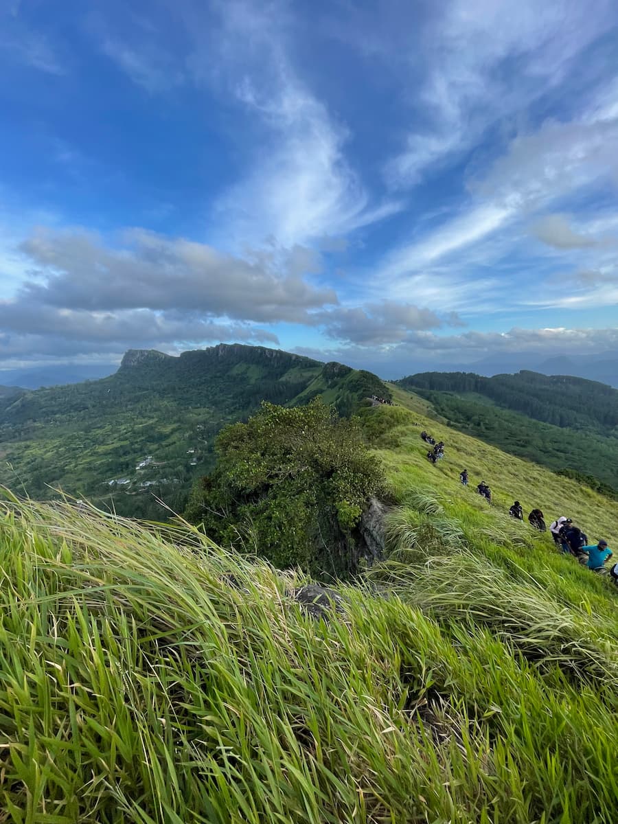 Hanthana Mountain Range