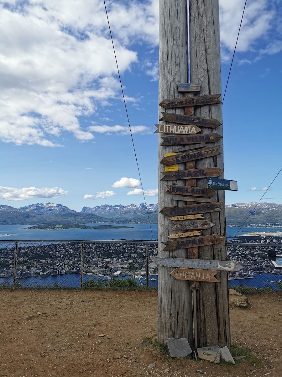 Tromsø, Sherpatrappa Tromsø, Sherpatrappa