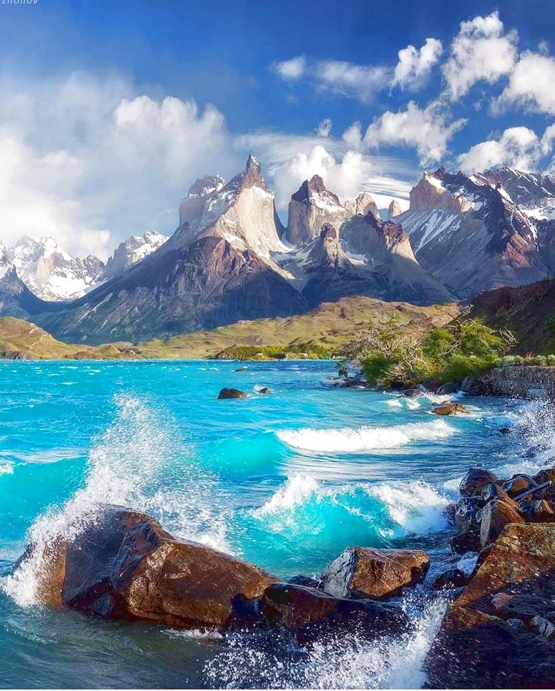 Lake Pehoe, Torres del Paine Lake Pehoe, Torres del Paine