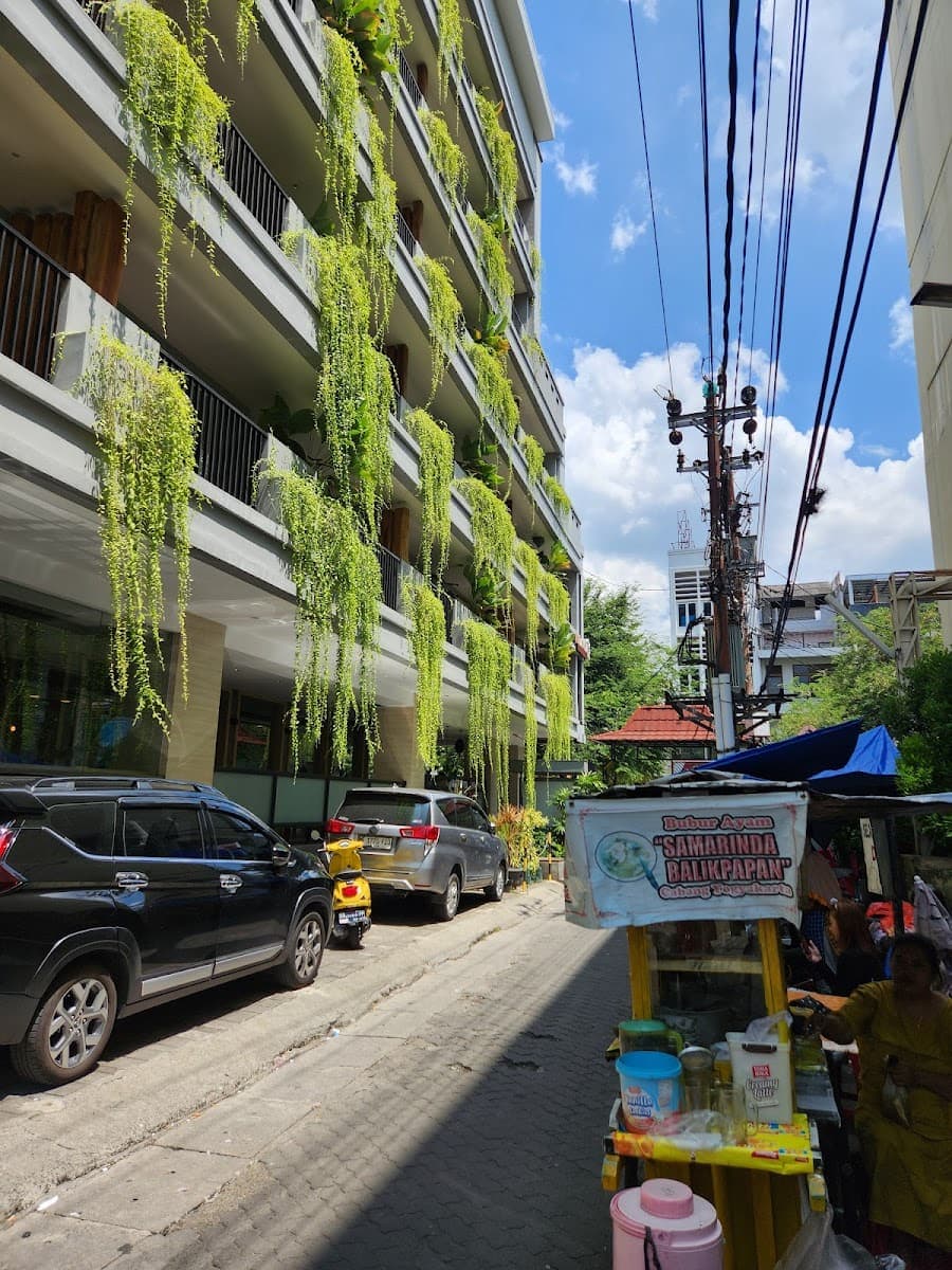 Malioboro Street, Yogyakarta Malioboro Street, Yogyakarta