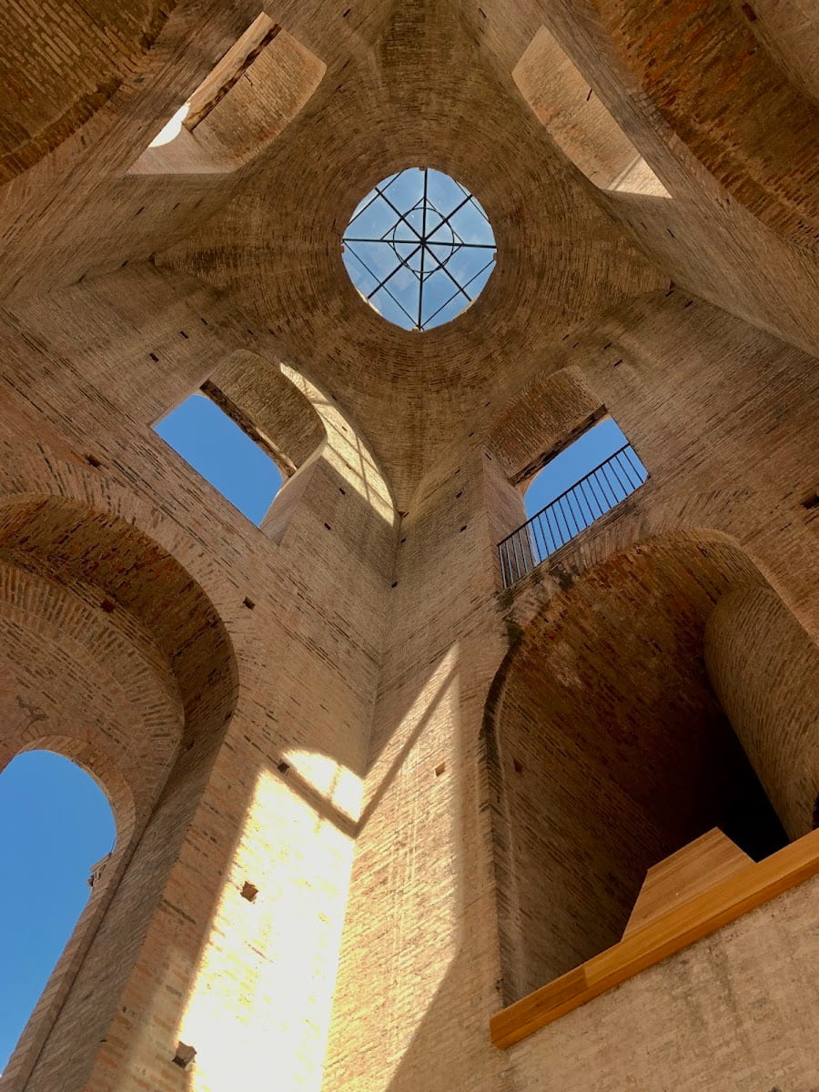 Catedral de la Inmaculada Concepción, Cuenca, Ecuador Catedral de la Inmaculada Concepción, Cuenca, Ecuador