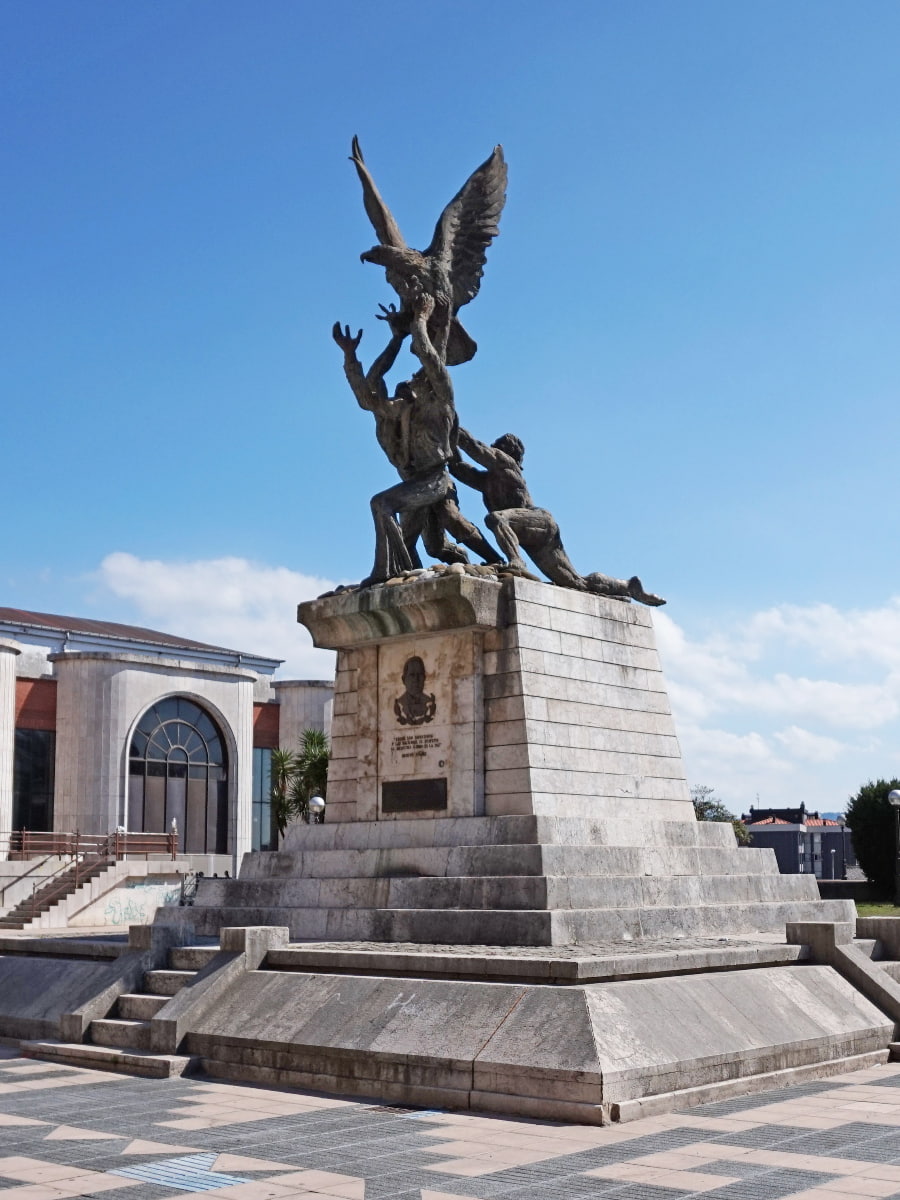 Cuatro Caminos, Santander Cuatro Caminos, Santander