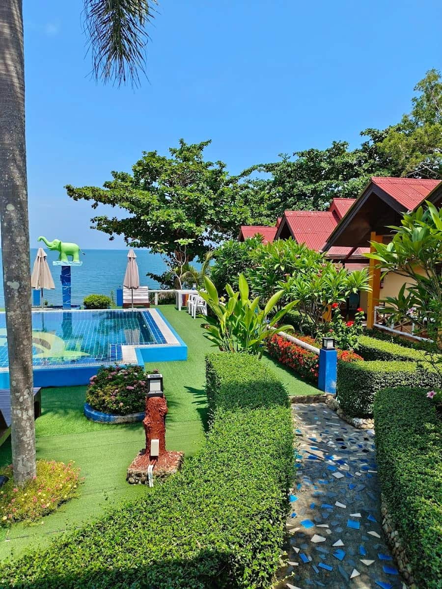 Pearl Beach, Koh Chang Pearl Beach, Koh Chang